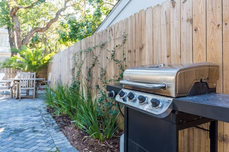 Grill at Sunday Morning
